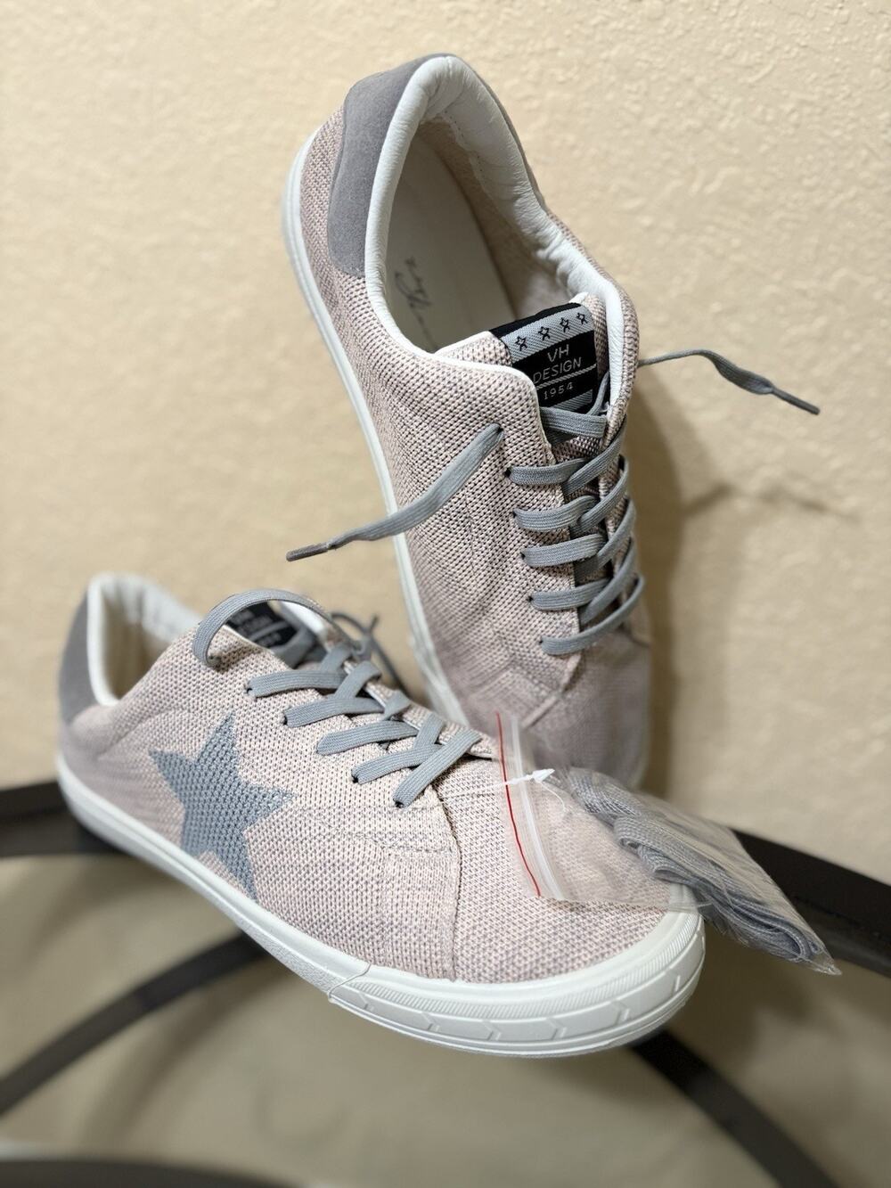 Vintage Havana Fly Multi Women’s Sneakers Size 10